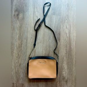 Michael Kors tan and black bag, perfect everyday purse, lightly used